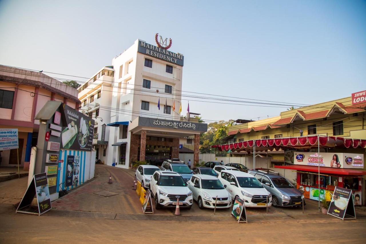 Hotel Mahalakshmi Residency กอลลูร์ ภายนอก รูปภาพ
