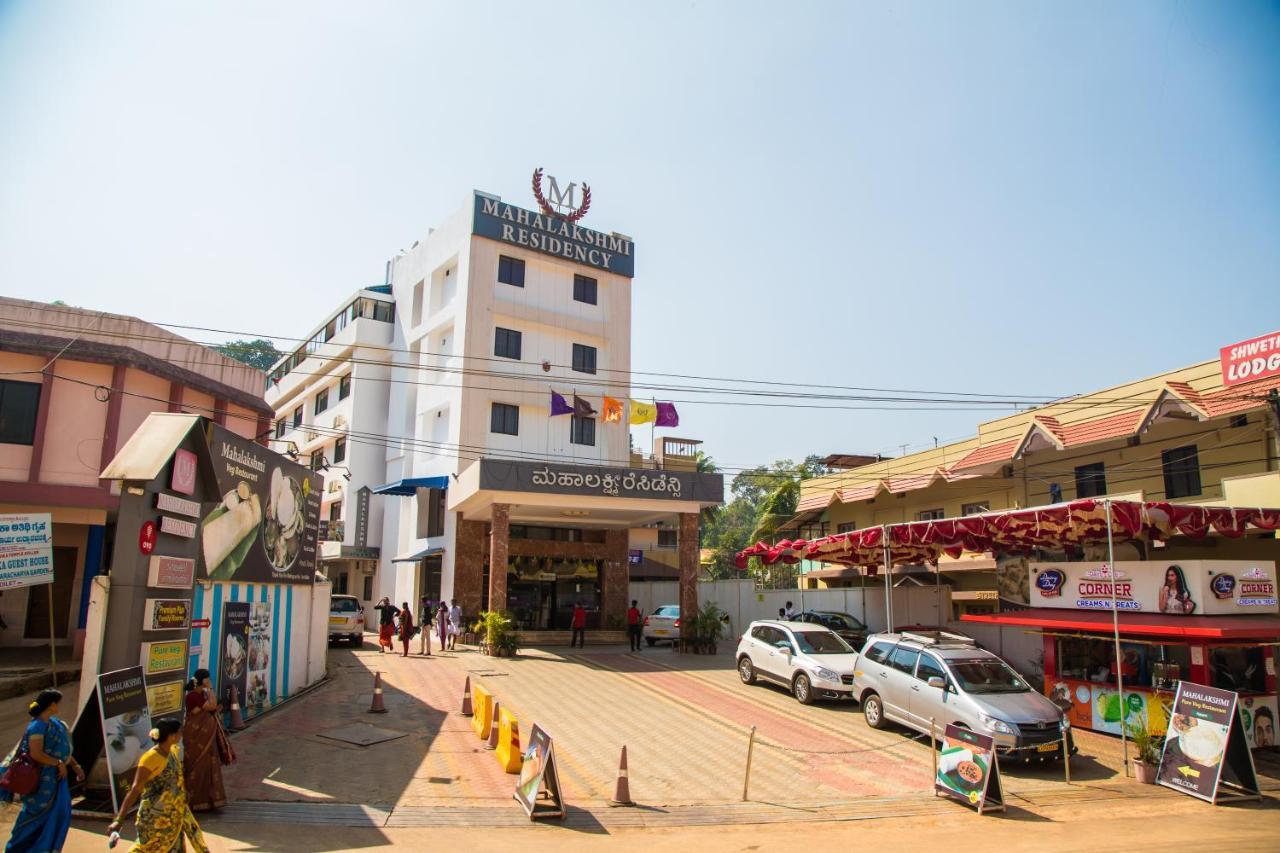 Hotel Mahalakshmi Residency กอลลูร์ ภายนอก รูปภาพ